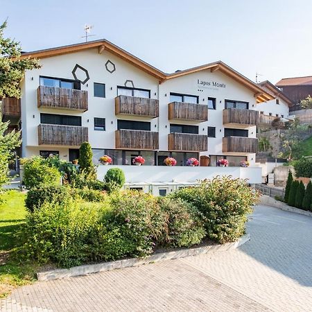 Lapis Monti - Apartments & Suites Burgusio Esterno foto