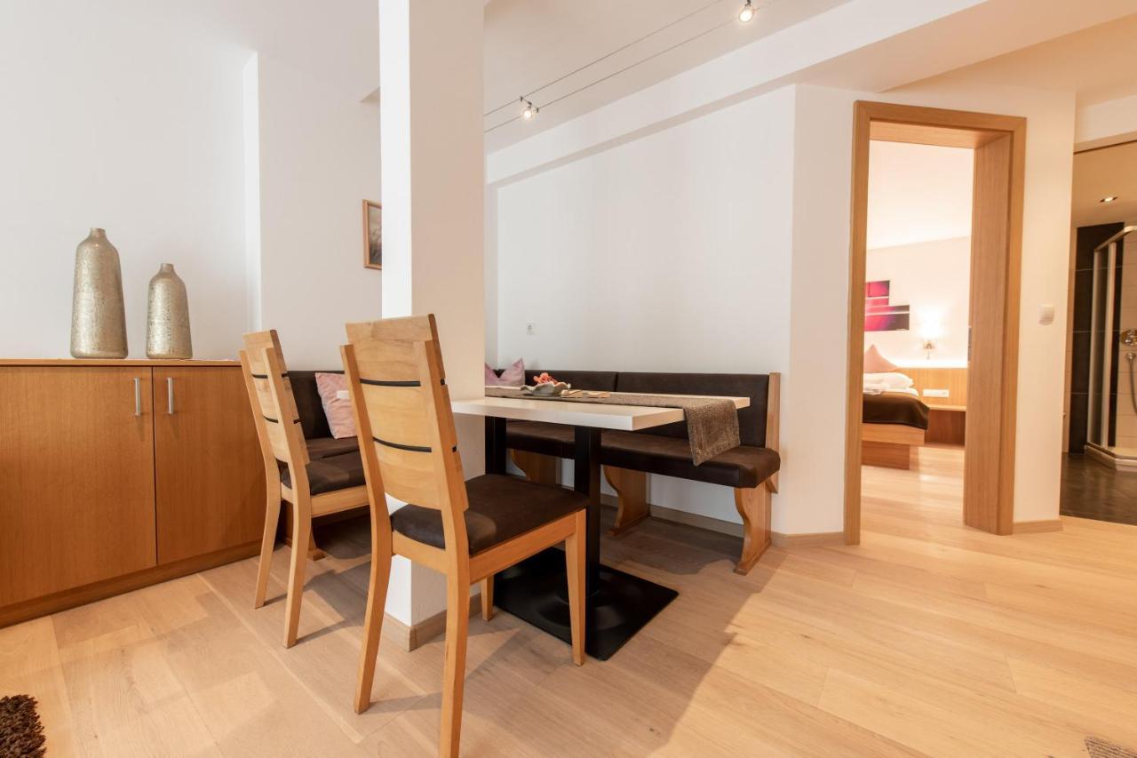 Lapis Monti - Apartments & Suites Burgusio Esterno foto