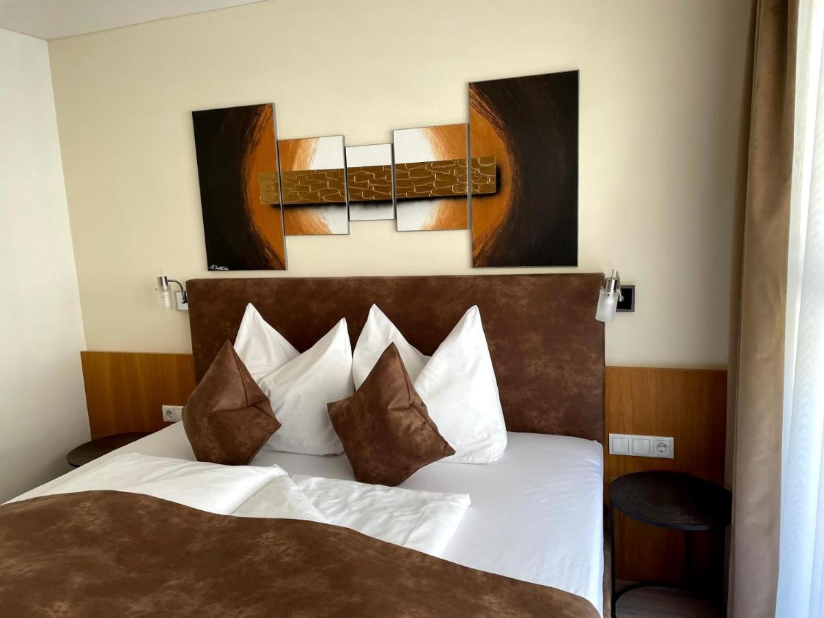 Lapis Monti - Apartments & Suites Burgusio Esterno foto