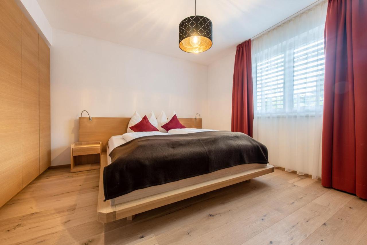 Lapis Monti - Apartments & Suites Burgusio Esterno foto