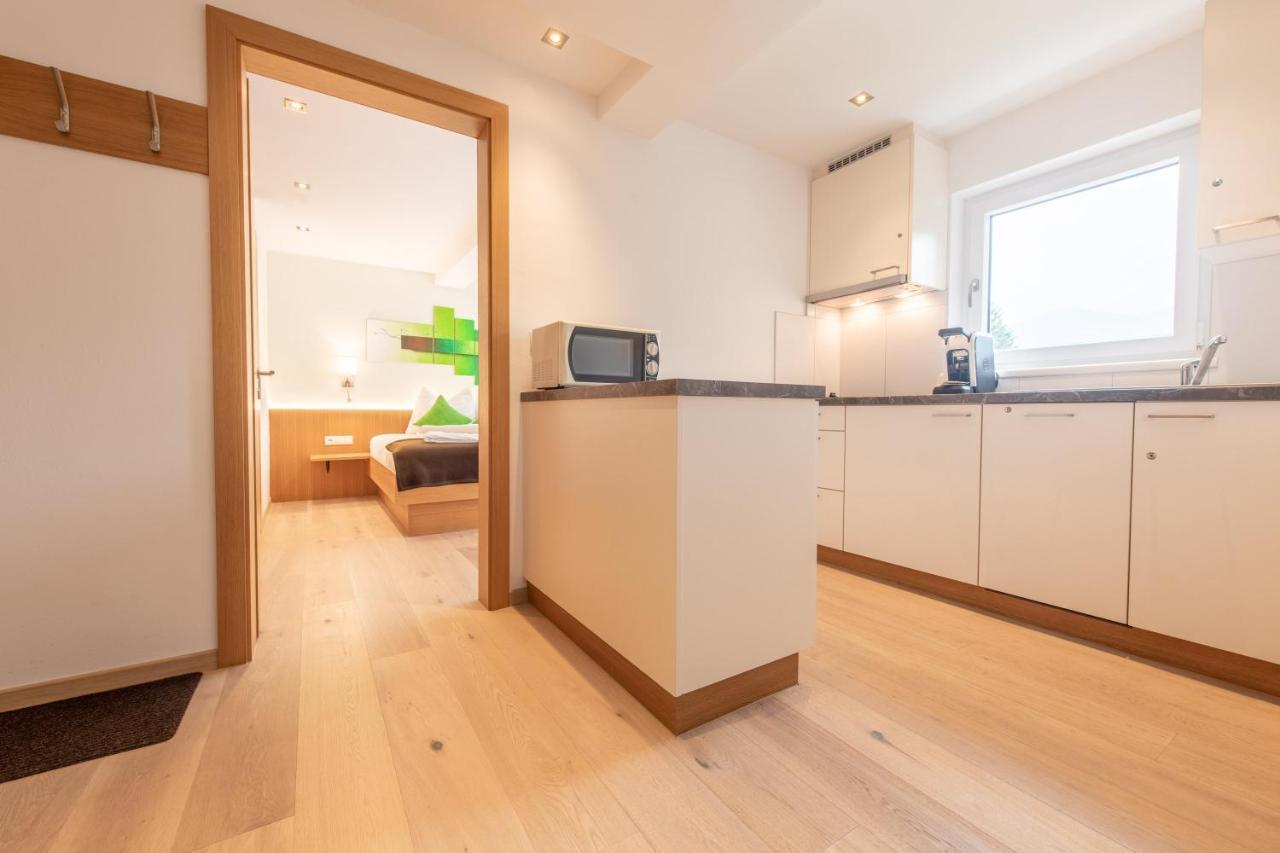 Lapis Monti - Apartments & Suites Burgusio Esterno foto