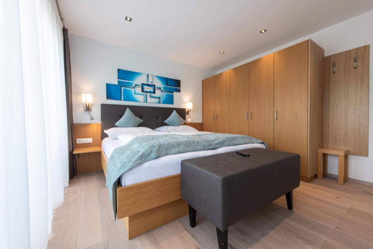 Lapis Monti - Apartments & Suites Burgusio Esterno foto