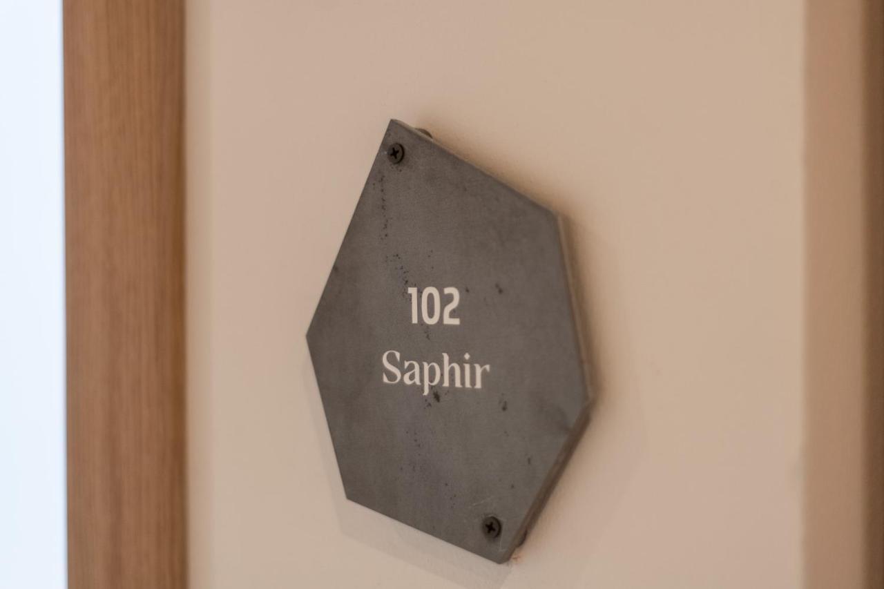 Lapis Monti - Apartments & Suites Burgusio Esterno foto