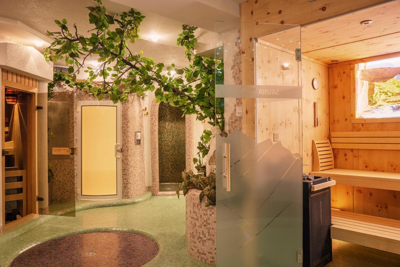 Lapis Monti - Apartments & Suites Burgusio Esterno foto